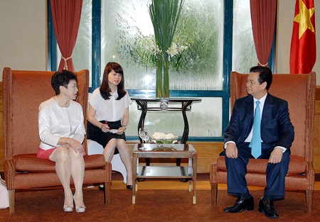 នាយករដ្ឋមន្ត្រីវៀតណាមទទួលជួបសន្ទនាជាមួយសមាគមអាជីវករតៃវ៉ាន់